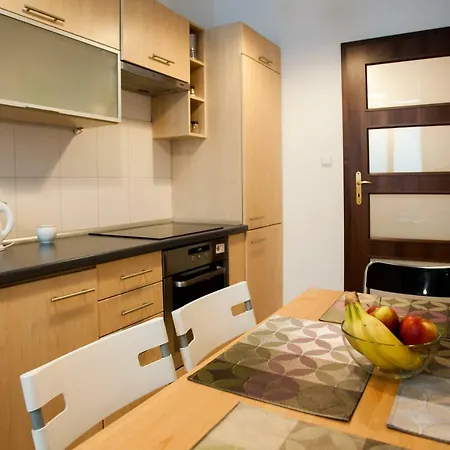 City Centre- Modern And Spacious Apartman