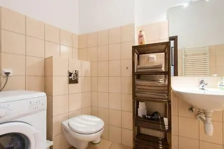City Centre- Modern And Spacious Apartament *